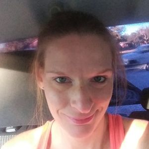 Meet your Posher, Melisa